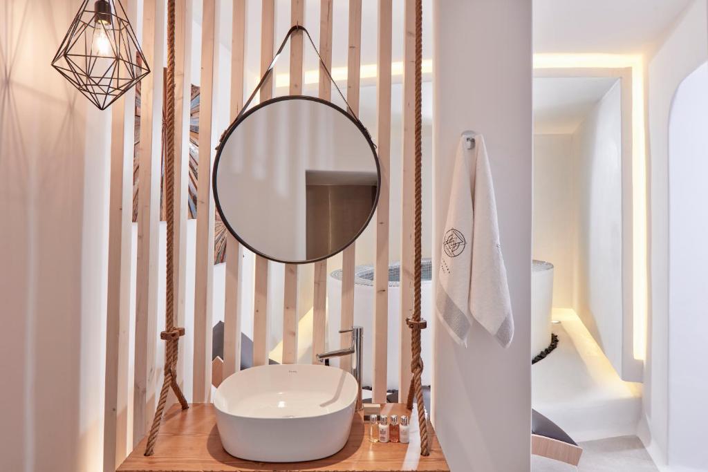 Absolute Mykonos Suites and More 7