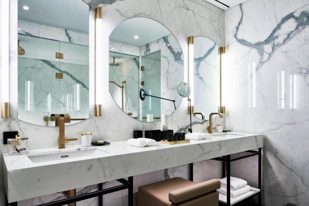 Academias Hotel, Autograph Collection 16