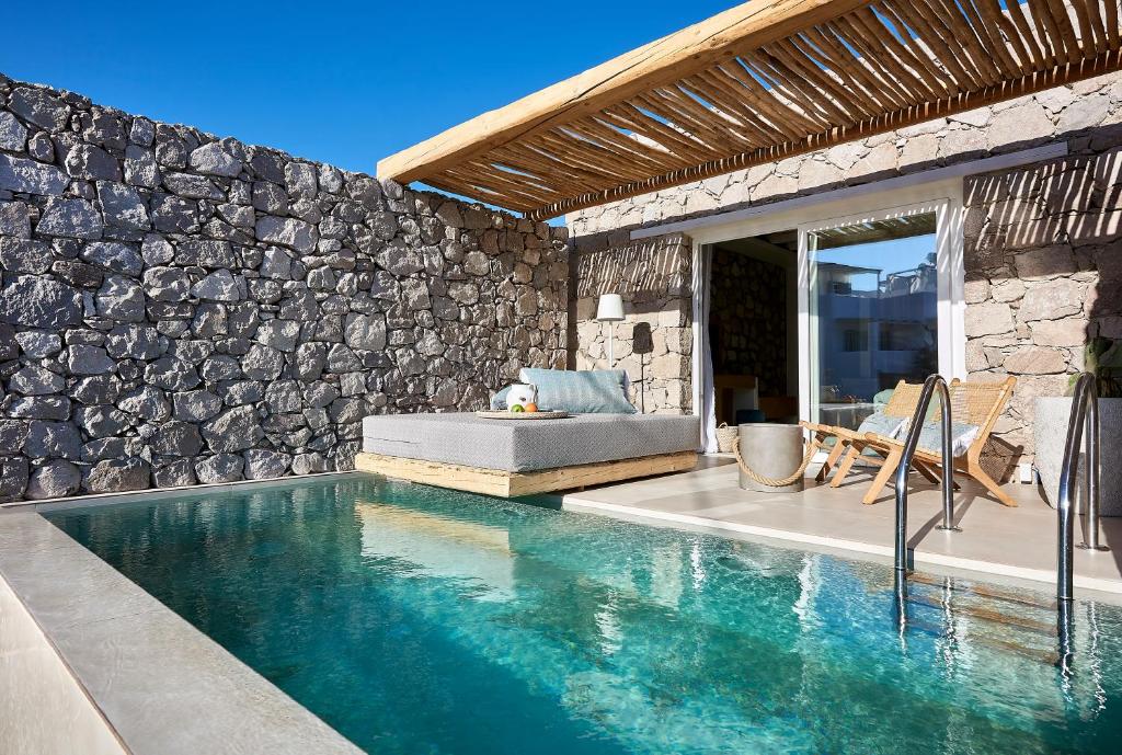 Artemis Seaside Resort 3 Artemis Seaside Resort Milos