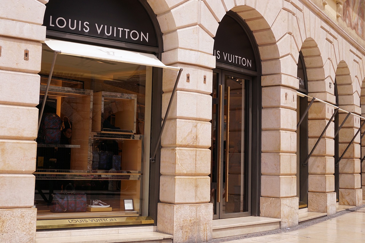 Athens Louis Vuitton Athens Louis Vuitton