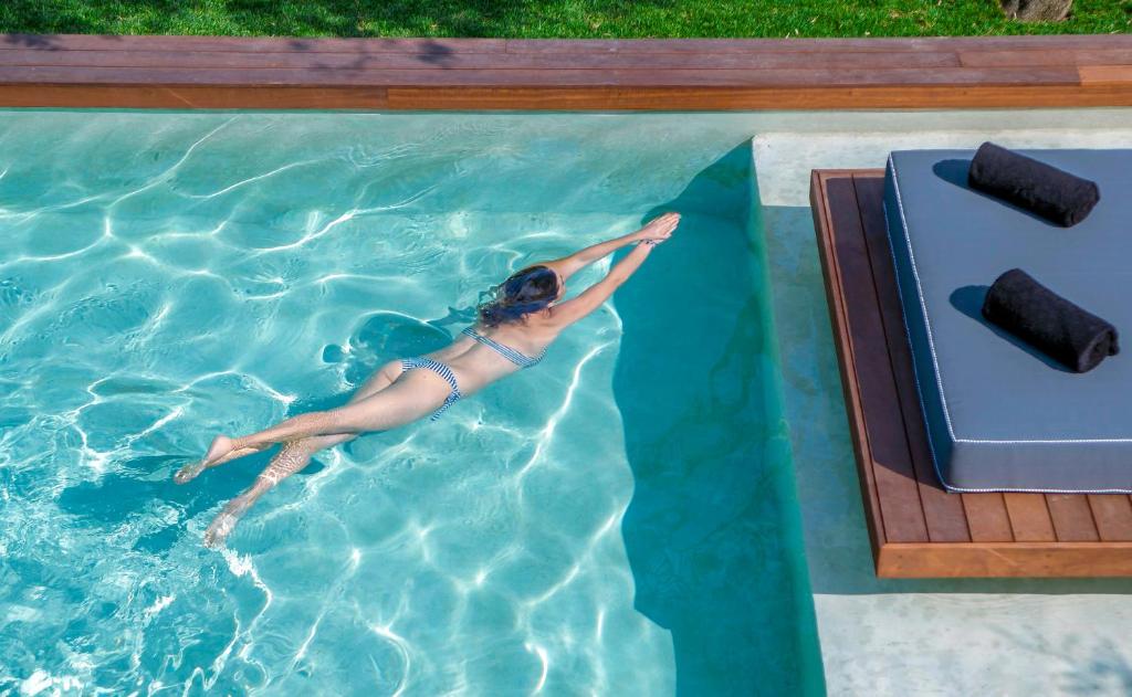 Avaton Luxury Villas Resort 11