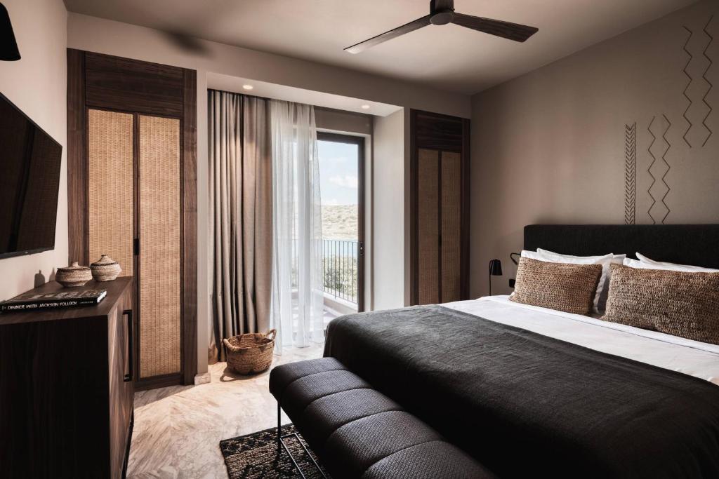 Domes of Elounda, Autograph Collection 5