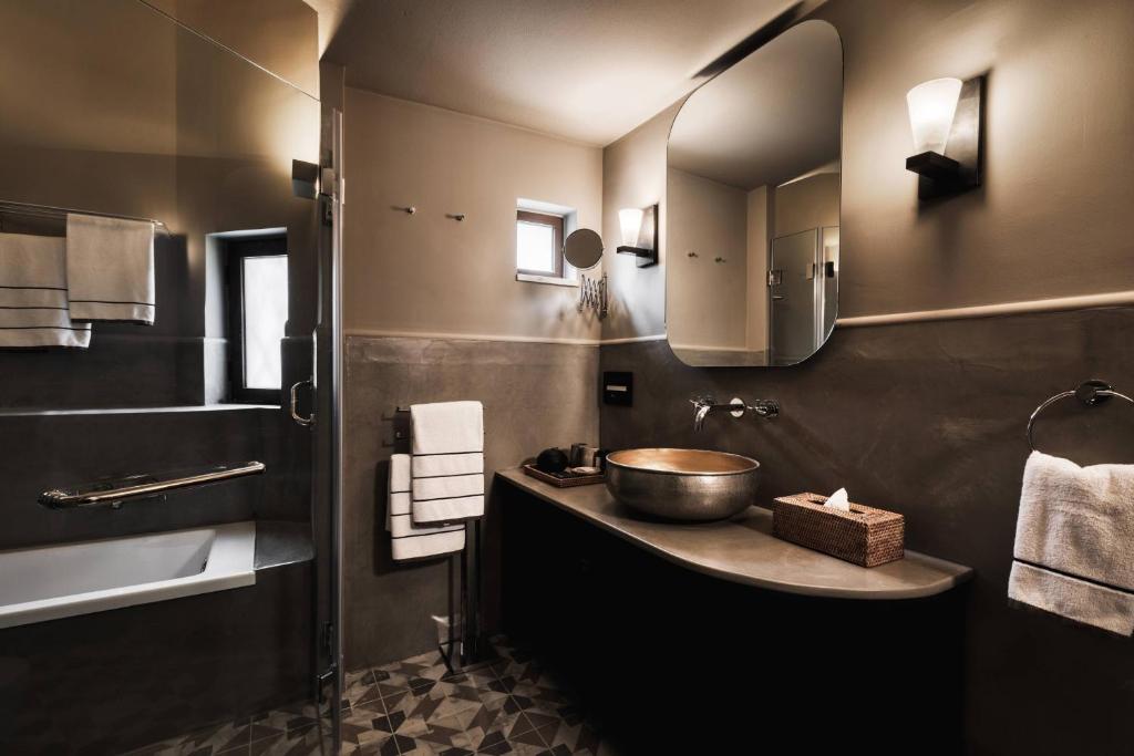 Domes of Elounda, Autograph Collection 9