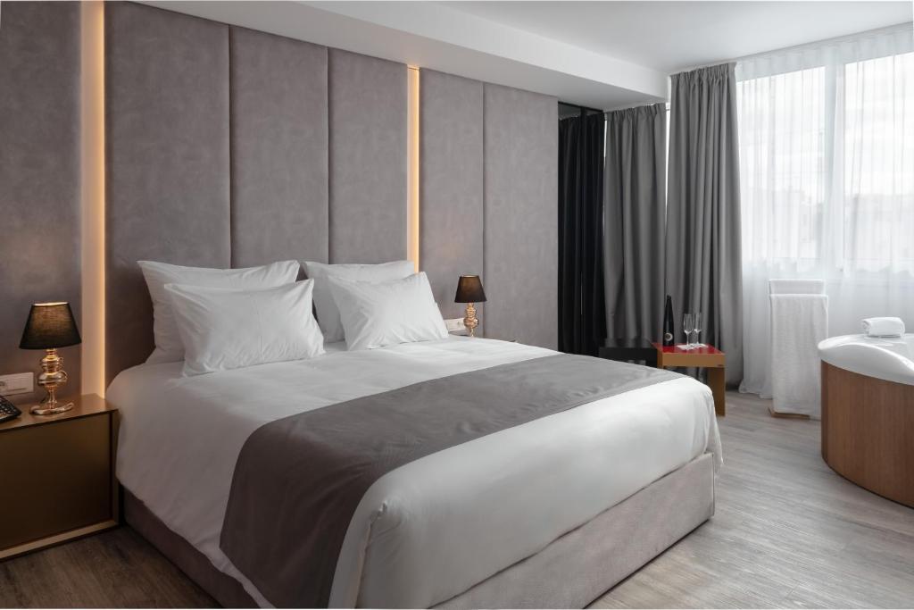 Elia Ermou Athens Hotel 11