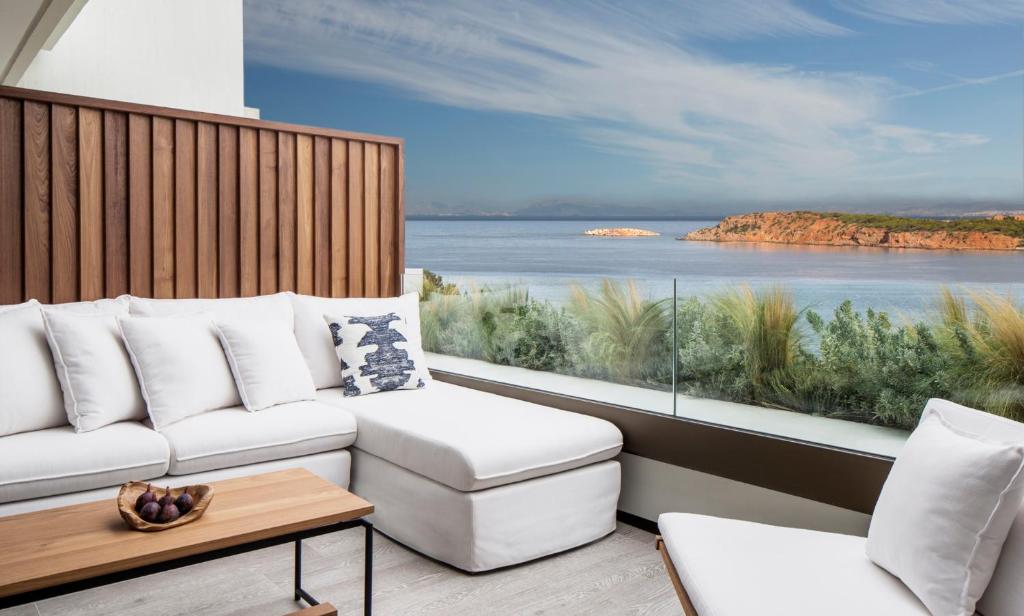 FOUR SEASONS NAFSIKA 5