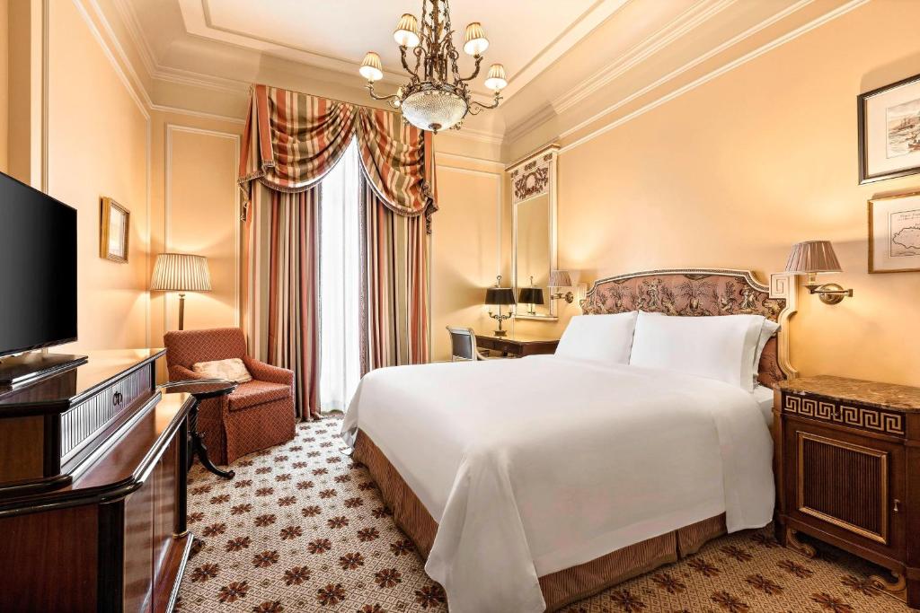 Hotel Grande Bretagne, a Luxury Collection Hotel, Athens 10
