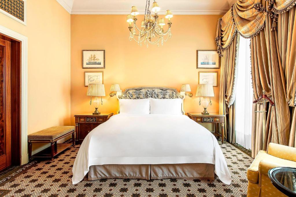 Hotel Grande Bretagne, a Luxury Collection Hotel, Athens 12