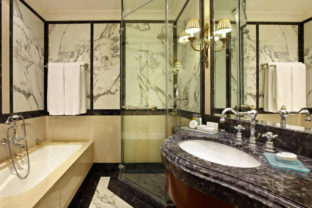 Hotel Grande Bretagne, a Luxury Collection Hotel, Athens 8
