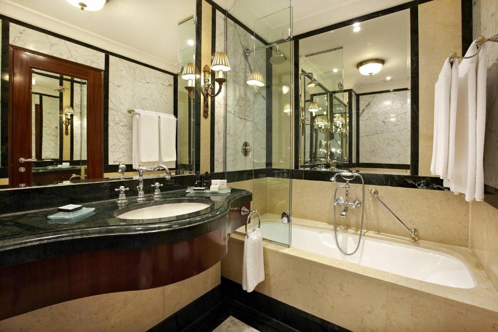 Hotel Grande Bretagne, a Luxury Collection Hotel, Athens 9