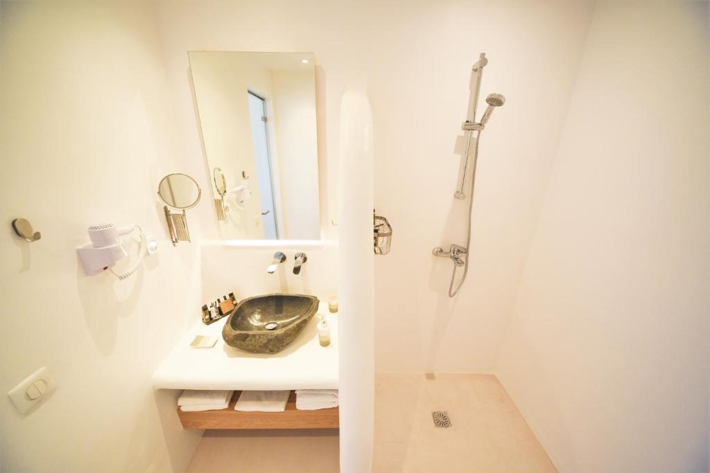 Myconian Crown Suites 10 Myconian Crown Suites Hotel