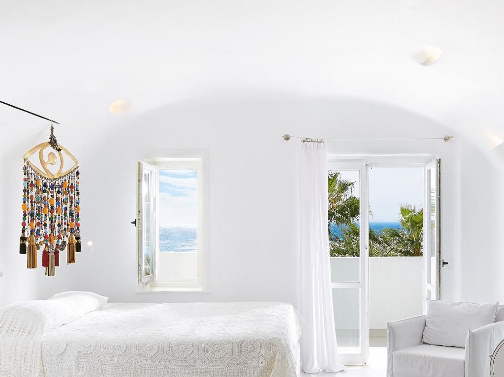 Mykonos Blu Grecotel 9