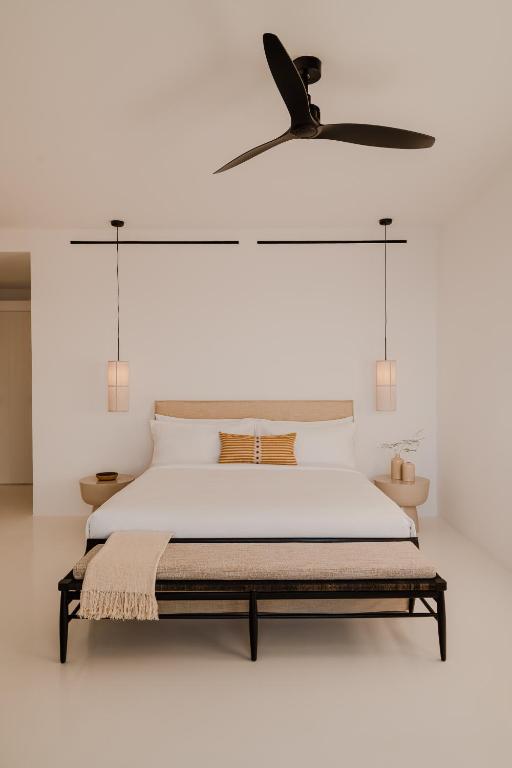 Nobu Hotel Santoríni 4