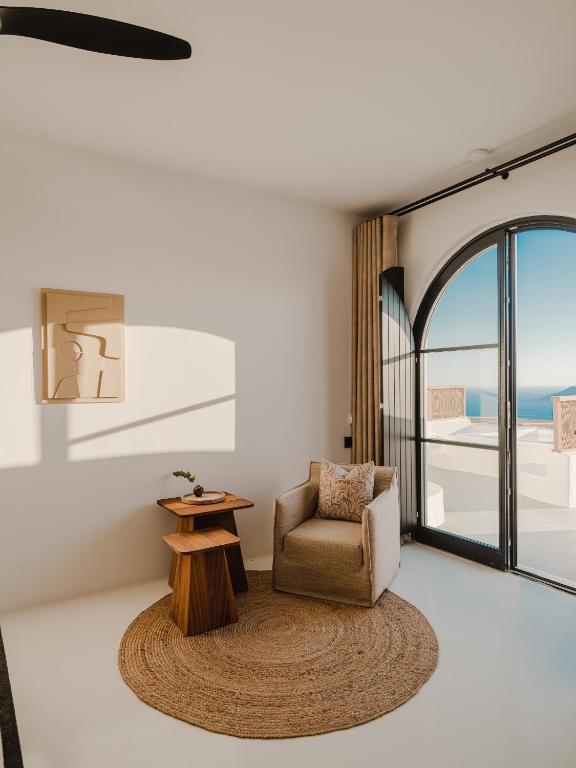 Nobu Hotel Santoríni 5