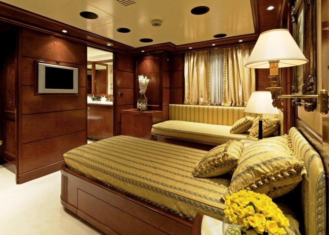 O’MEGA 9 O’MEGA Superyacht