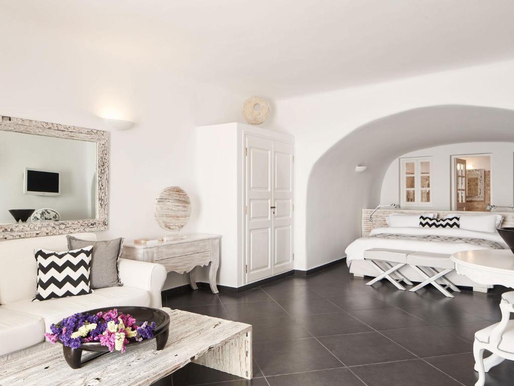 San Antonio Luxury Hotel 4