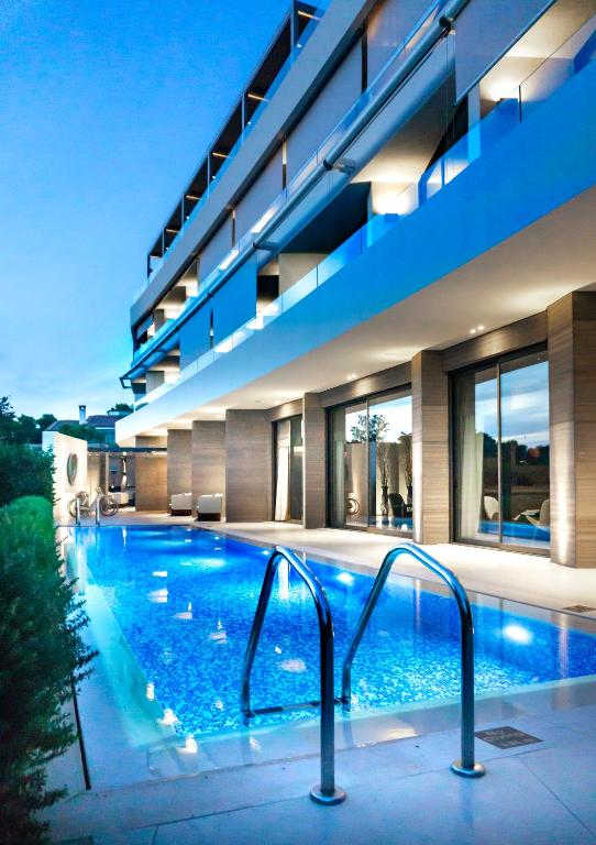 Somewhere Boutique Hotel Vouliagmeni 4