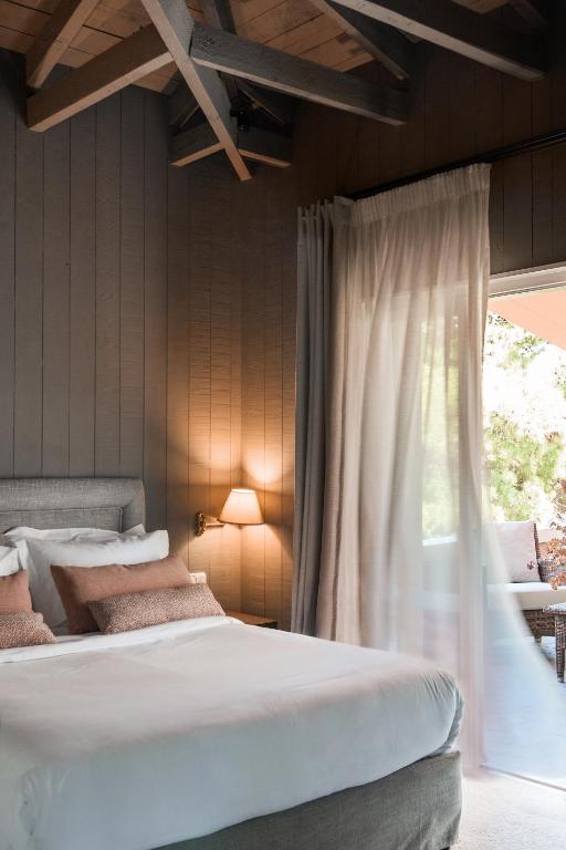 The Kefalari Suites 6