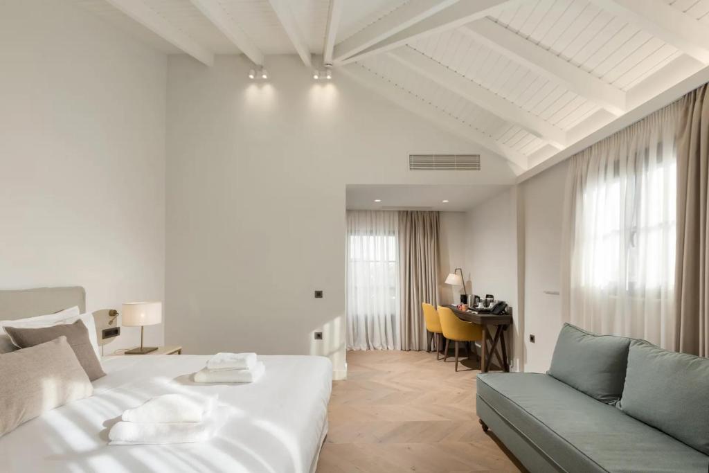 The Residence Aiolou Suites & SPA 6 The Residence Aiolou Hotel & SPA