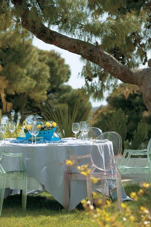 Vouliagmeni Suites 9